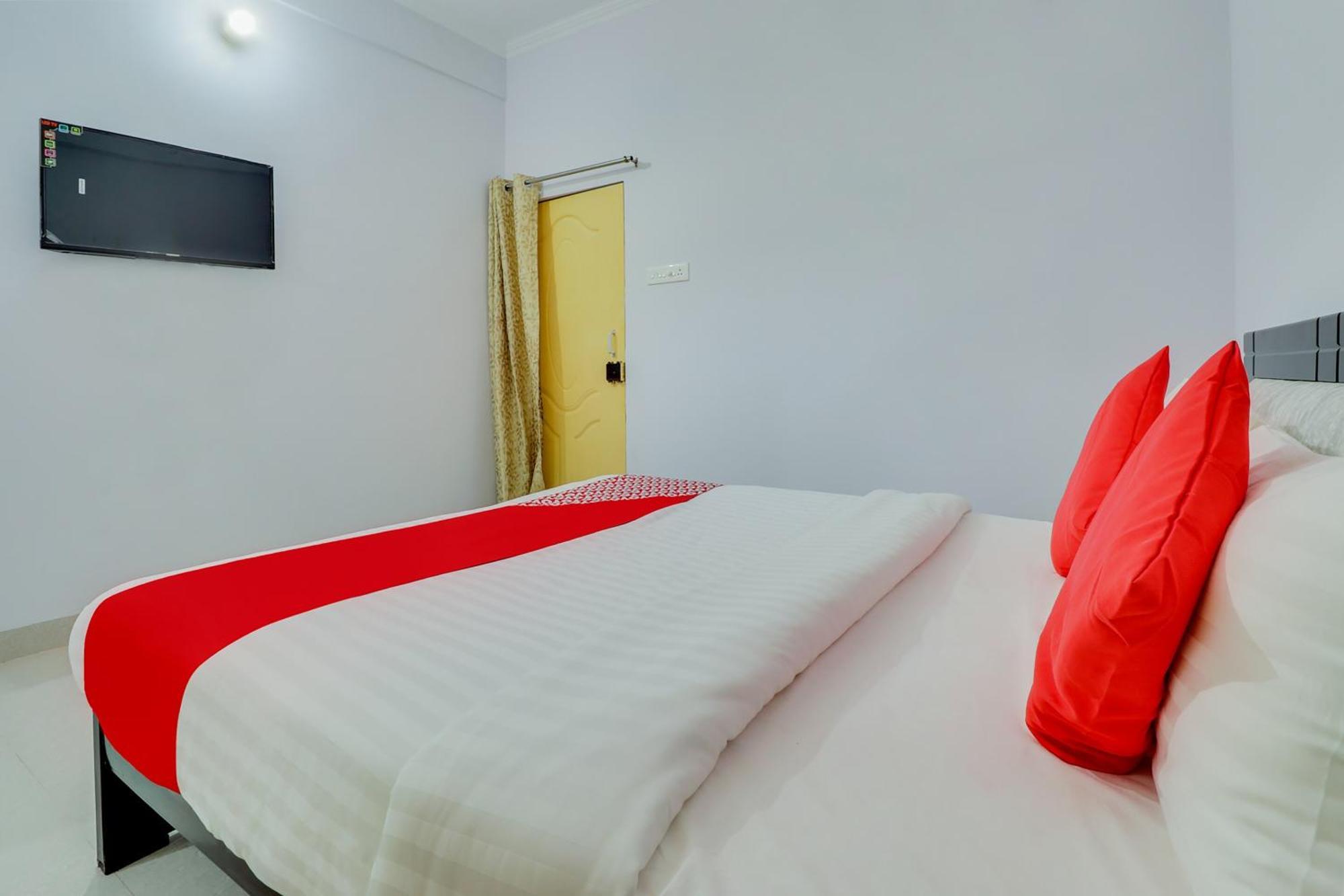 Hotel O Vgs Chinhat エクステリア 写真