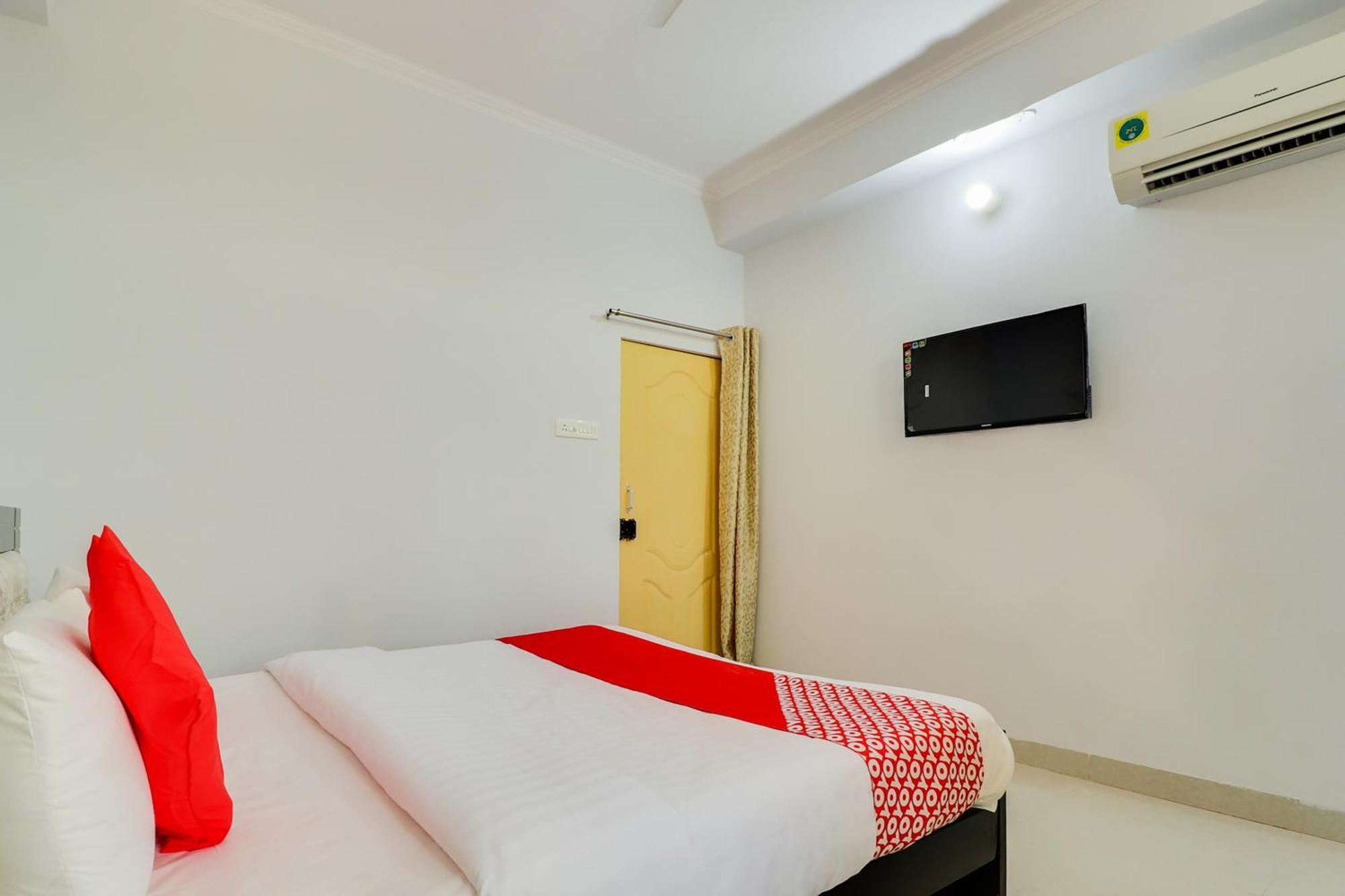 Hotel O Vgs Chinhat エクステリア 写真